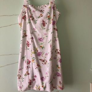 L.A. hearts white floral dress